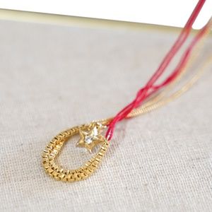 Red String Gold Star Pendant Necklace
